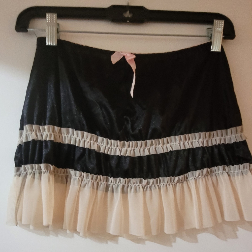 French maid mini skirt